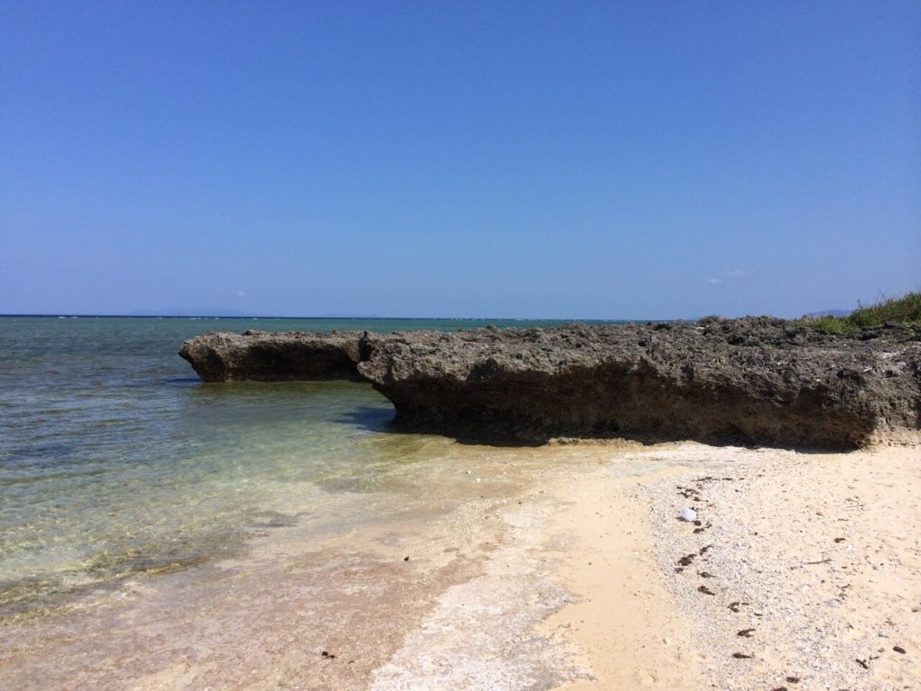 透明度抜群の船原浜の海