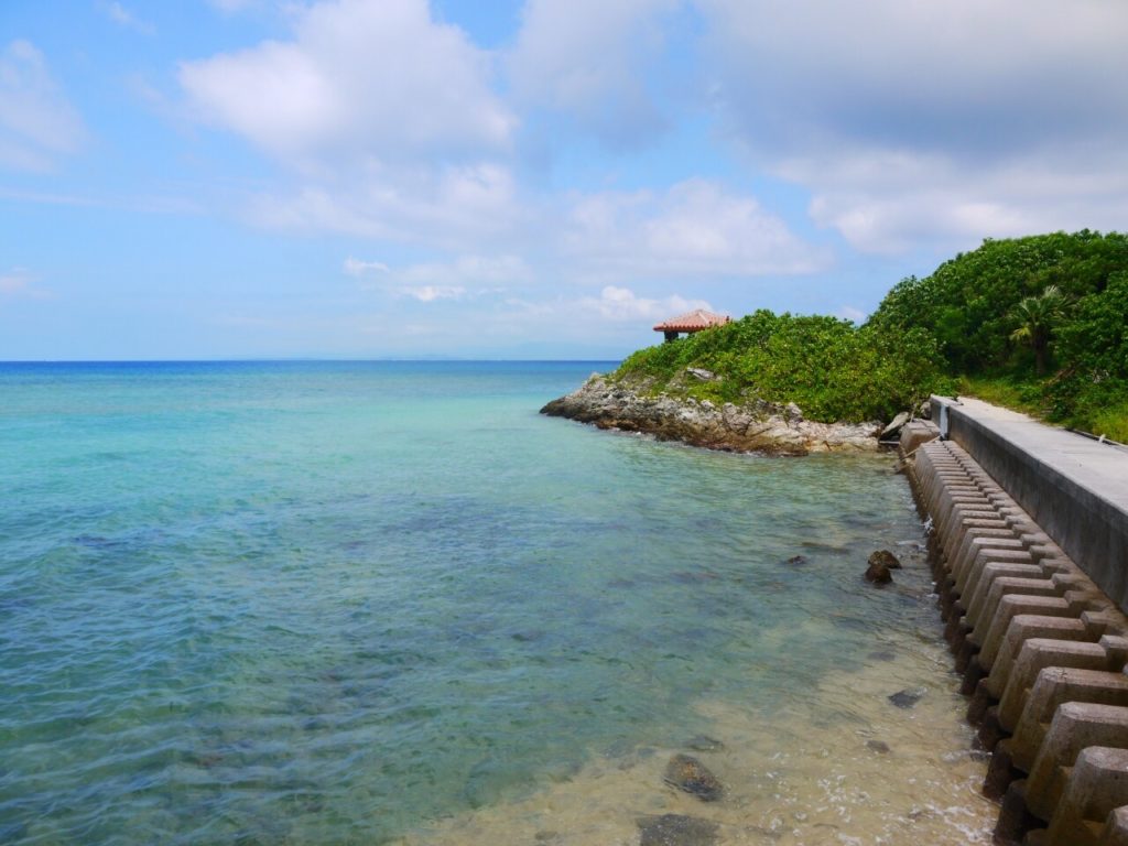 観音崎灯台付近の海