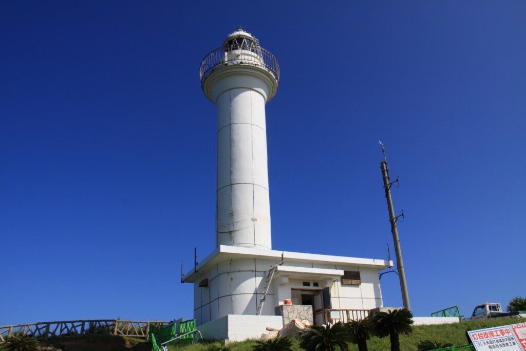 与那国島の西崎灯台