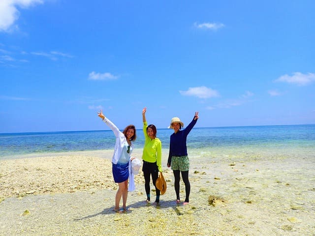 女子旅でバラス島上陸