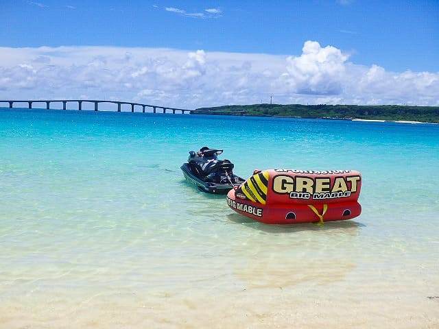 宮古島の前浜ビーチでマリンアクティビティを体験