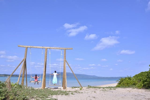 嘉弥真島 カヤマ島 への行き方 遊び方 おすすめスポットご紹介 沖縄トリップ