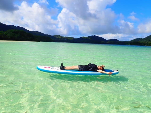 川平湾でのＳＵＰクルージング