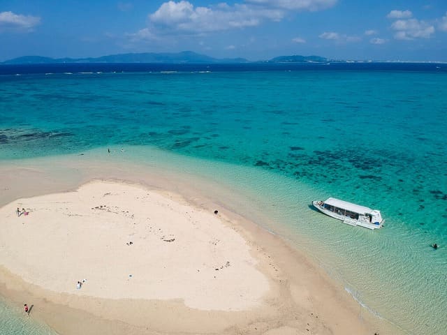 幻の島周辺でのダイビング